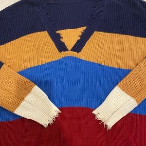 FATE Women’s Frayed Sweater V Neck Blue Red Tan Size small super cute. No stains
